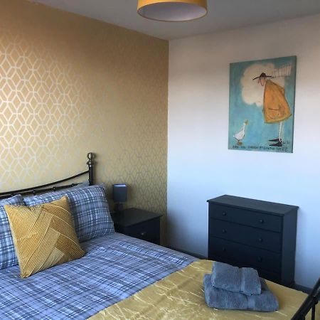 Rowan Place 5 Bedroom Off Street Parking Accommodation Дърам Екстериор снимка
