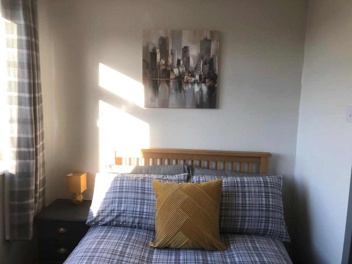 Rowan Place 5 Bedroom Off Street Parking Accommodation Дърам Екстериор снимка